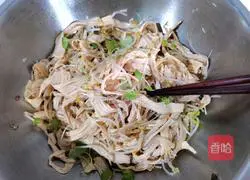 Illustration of how to make bean sprouts and yuba mixed with oil and vinegar sauce 6