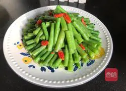 Illustration of how to make garlic beans 10