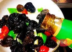 Illustration of how to make fried fungus with double pepper 7