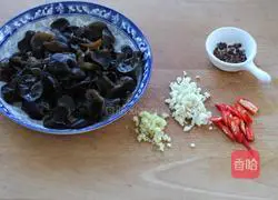 Illustration of how to cook cauliflower and fungus 2