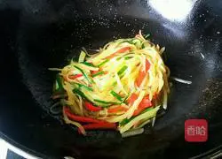 Illustration of how to make onion-flavored potato shreds 8