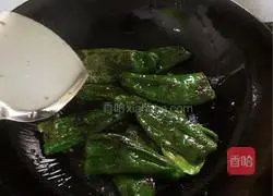 Illustration of home-style tiger skin green pepper 6