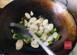 Illustration of how to stir-fry yam 10