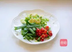 Illustration of how to make fried baby vegetables 2