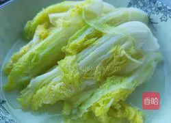 Illustration of how to make garlic vermicelli and baby cabbage 6