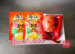 Illustration of how to make spicy Wujiang radish and potato shreds 1