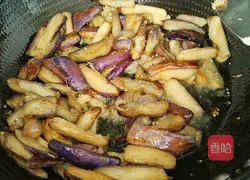 Illustration of how to cook eggplant and carrots 9