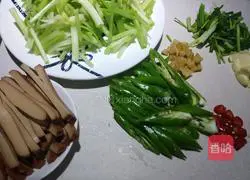 Illustration of how to make dried celery and eggs 2