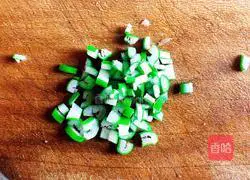 Illustration of how to make sweet and sour lotus root 3