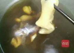 Illustration of how to make cold pork rinds 6