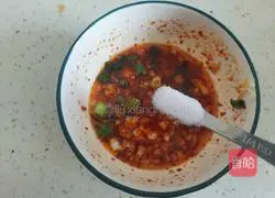 Illustration of how to make cold shredded chicken 6