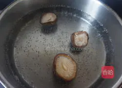 Illustration of making cabbage dumplings without flour 5