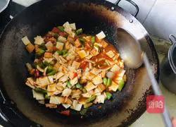 Illustration of how to make vegetarian fried noodles 12