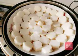 Illustration of how to make flowers in clusters 5