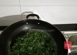 Illustration of how to make purslane scrambled eggs 3