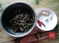 Illustration of how to make cold bracken 1