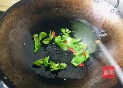 Illustration of how to stir-fry yam 4