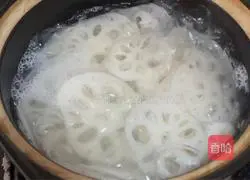 Illustration of how to mix lotus root with minced ginger 8