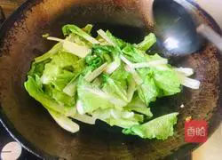 Illustration of how to make stir-fried Chinese cabbage 3