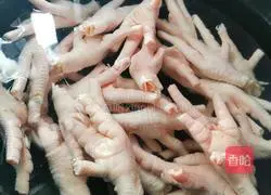 Hot and sour chicken feet (boneless chicken feet) Practice illustration 2