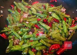 Illustration of how to make stir-fried green beans 8