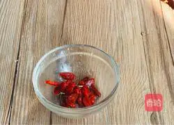 Illustration of how to make fried mushrooms with lettuce 4