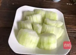 Illustration of how to make garlic winter melon 5