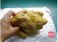 Illustration of how to make salt-baked chicken 5