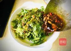 Illustration of how to steam celery leaves 9