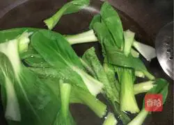 Illustration of how to stir-fry green vegetables and mushrooms 6