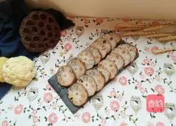 Illustration of how to make glutinous rice lotus root 10