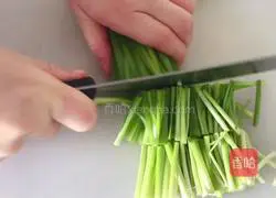 Potato slices and fried leeks Illustration of how to do it 4