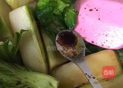 Illustration of how to stew mustard greens 9