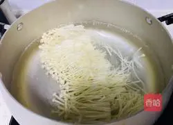 Illustration of how to make cold fungus and enoki mushrooms 3