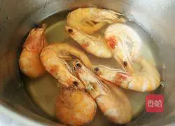 Illustration of how to make vegetable salad to reduce fat and slim down 2