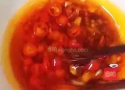 Illustration of how to make cold lotus root 7