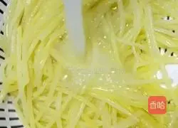 Illustration of how to make cold shredded potatoes 4