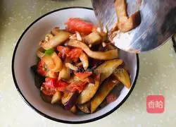 Illustration of how to stir-fry tomatoes and eggplants 9