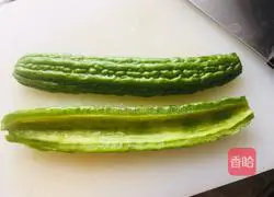 Illustration of how to make cold bitter melon 1