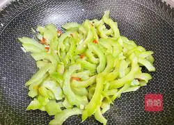 Illustration of how to make stir-fried bitter melon 12