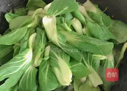 Illustration of how to make oyster sauce, mushrooms and rapeseed 8