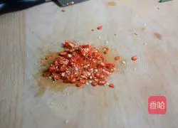 Illustration of how to make cold okra 4