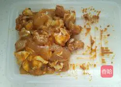 Illustration of how to make peas, corn and chicken crispy bones 2