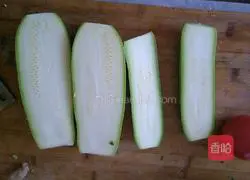 Illustration of how to stir-fry zucchini 2