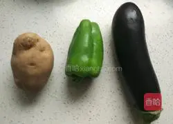 Illustration of how to make home-cooked three delicacies 1 