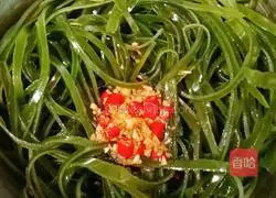 Illustration of how to make cold kelp shreds 14