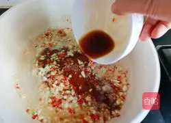 Illustration of how to make garlic vermicelli and steamed baby cabbage 9