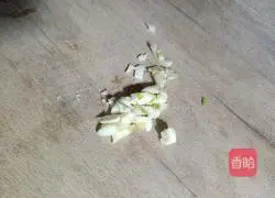 Illustration of how to make fried cabbage with garlic 2