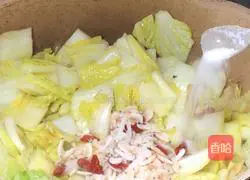 Illustration of how to make dried shrimps, wolfberry and cabbage 6