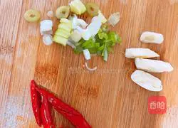 Illustration of how to make shredded potatoes in vinegar 4